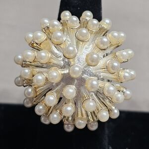 Anubhav Arts Silver w/Faux Pearls Stretch Statement Ring